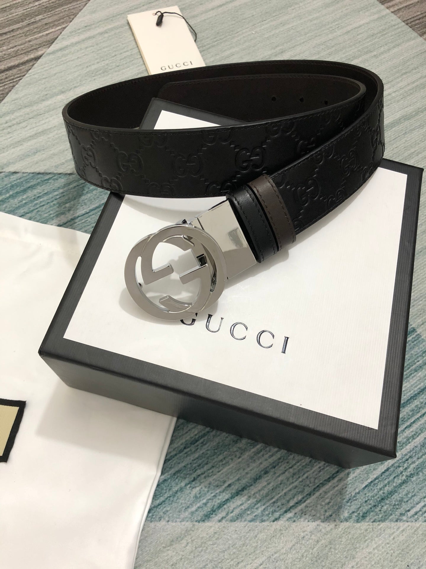 Leather Belt with Silver-Tone Buckle width 3.7cm