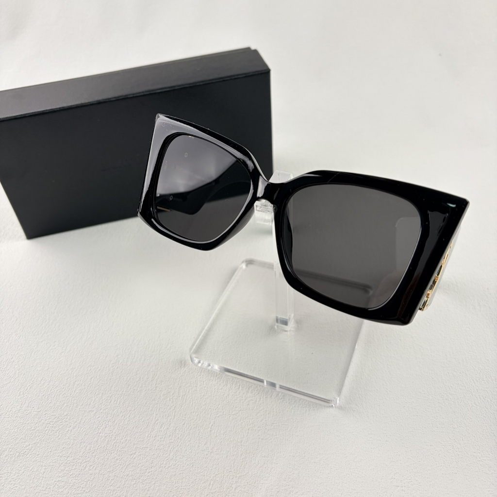 Oversized Square Statement Sunglasses - Black Bold Frame UV Protection