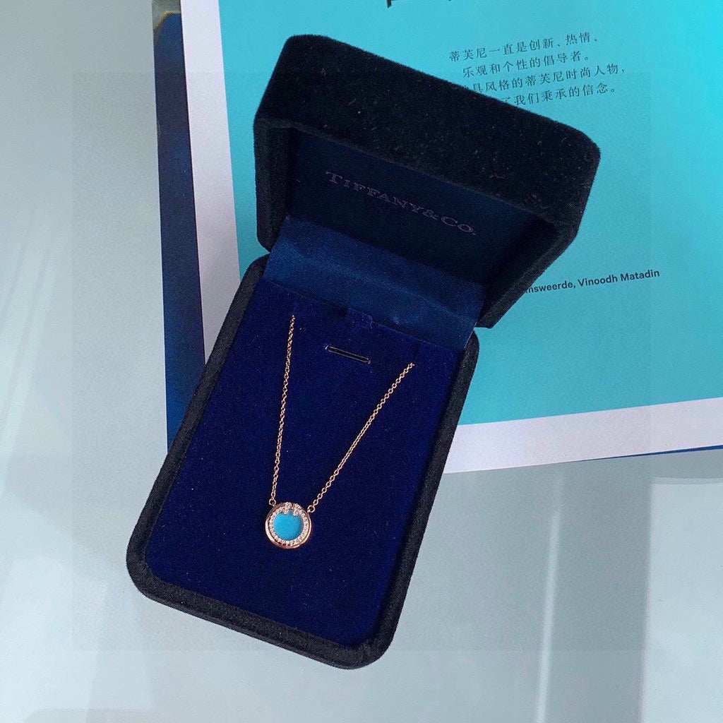 18K Tiffany Diamond & Turquoise Circle Pendant Necklace