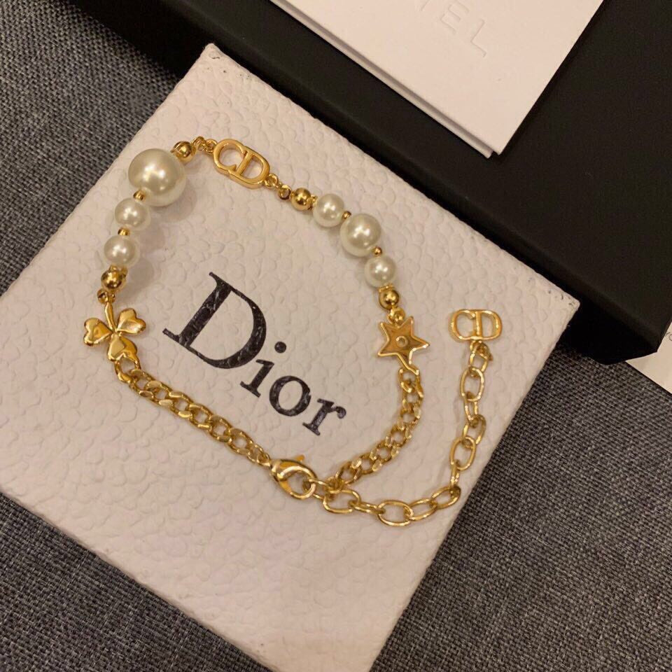 18K Petie Dior Pearls Bracelet