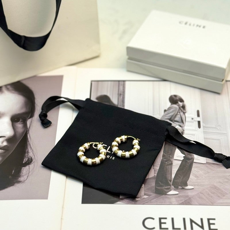 18K Celine Pearl Round Gold Earrings